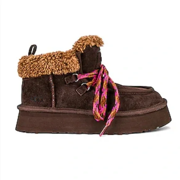 UGG Women's Funkarra Cabin Cuff Boots Chocolate Brown - Picture 4 of 6